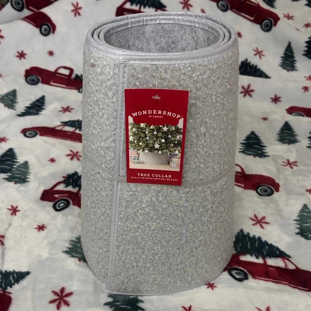 Wondershop‎ Light Gray Tree Collar